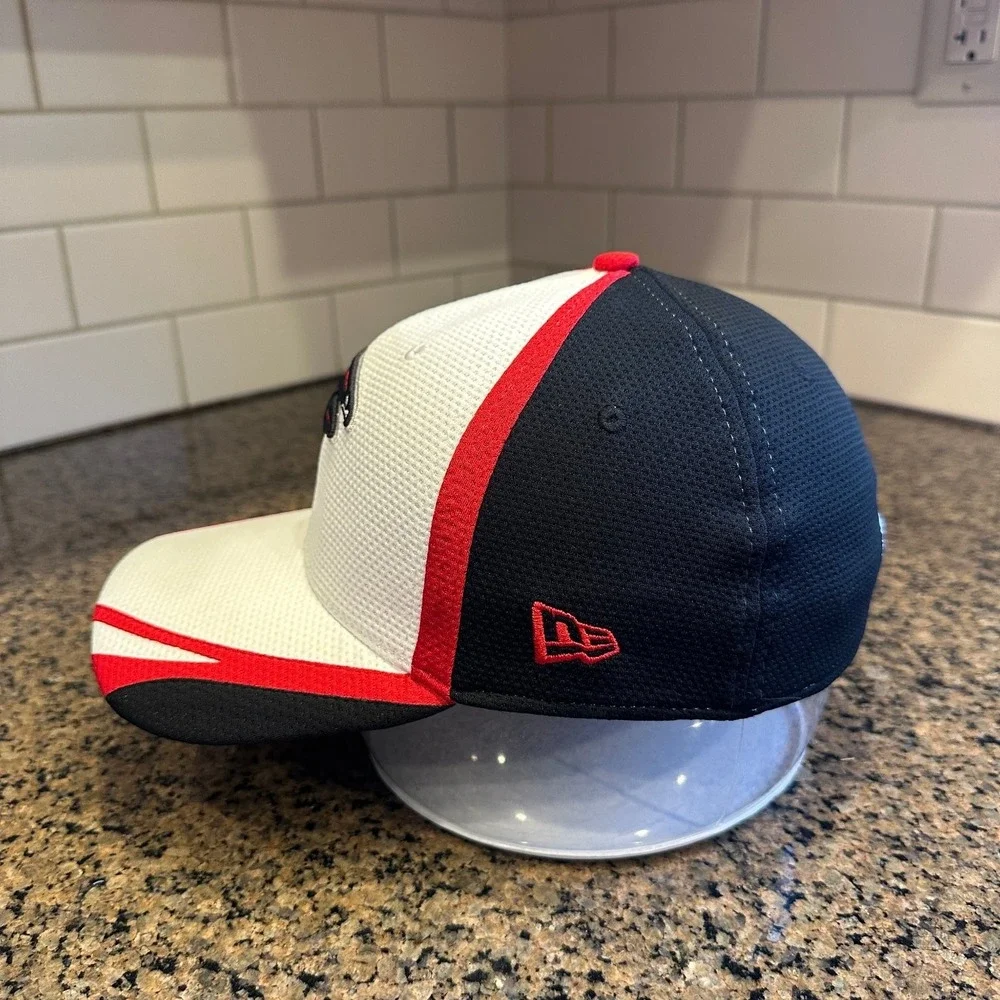 Atlanta Falcons New Era 39THIRTY Stretch Fit Baseball Cap M-L White Black Red‎